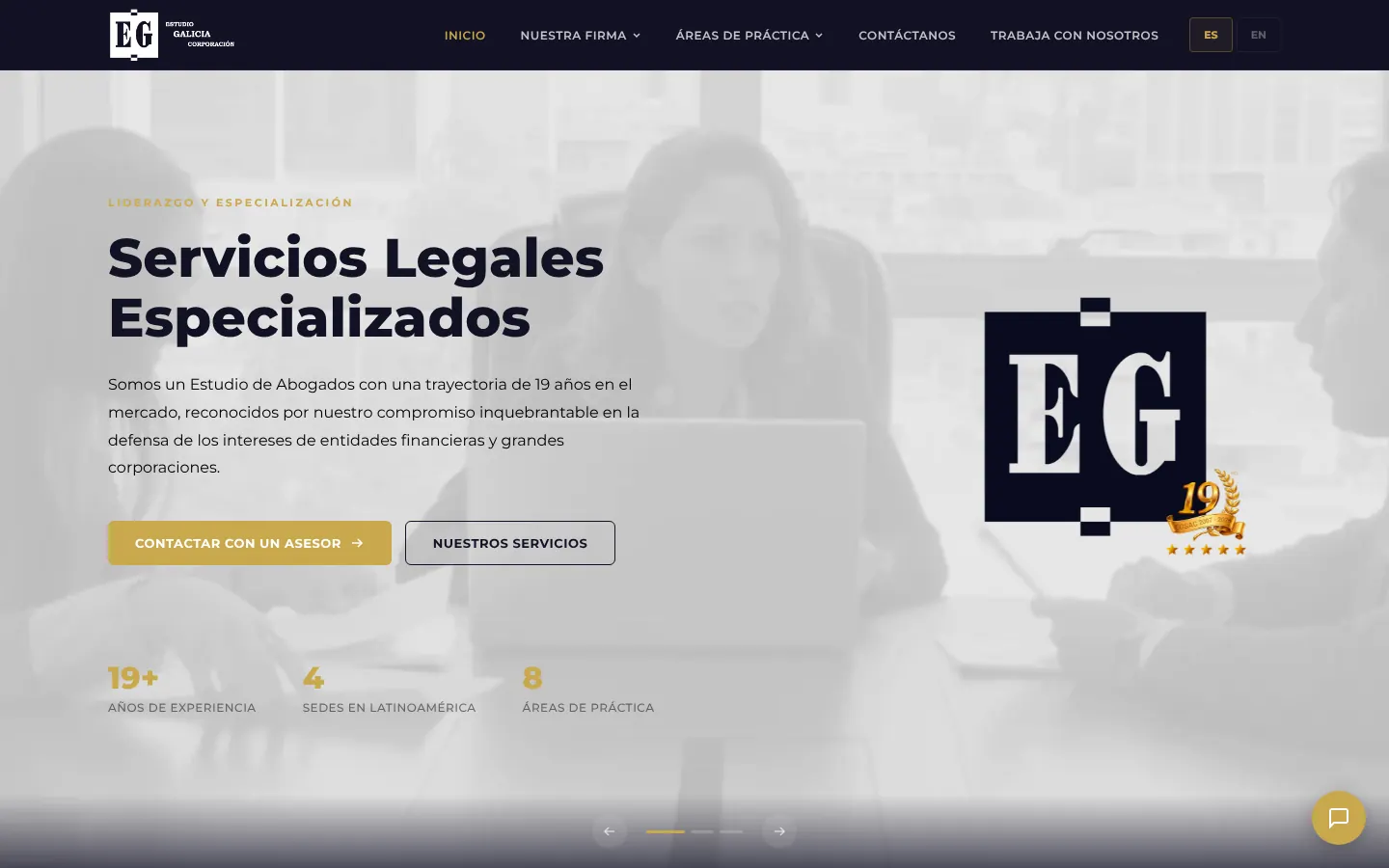 Web de Estudio Galicia en computadora